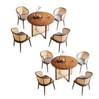 Table de salle à manger commerciale en bois massif et ensemble de 4 chaises, forme ronde, écologique et durable, super confortable pour les restaurants