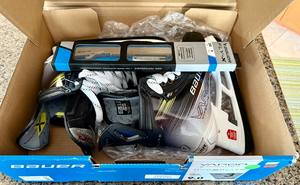 Nuevos Patines de Hockey Baueers Vapoors Hyperlite 2 Talla Senior 9 Fit 3 Fly X Steel - Product Image 4