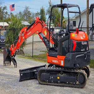 Compre al por mayor KUBOTA Excavadora de 5,7 toneladas de calidad premium Maquinaria de movimiento de tierras En stock Entrega rápida Precio asequible - Product Image 2