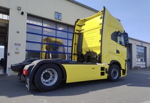 Usato 2022 IVE CO cambio automatico 526hp Diesel Euro6e giallo metallizzato - Product Image 3