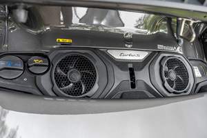 2023 911 Turbo S ~3 500 milles, moteur 6 cylindres en ligne biturbo de 640 ch, transmission intégrale, très bien équipé, non modifié - Product Image 5