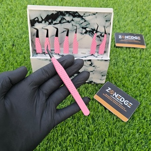 Pinzas de extensión de pestañas de acero inoxidable con punta rosa y negra de 45 grados de la mejor calidad, pinzas sostenibles de belleza con punta de fibra sólida - Product Image 6