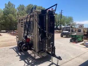 2024 nouveau hydraulique Squeeze Chute Circle T équipement d'élevage en acier inoxydable en plastique fonte papier-disponible à la vente - Product Image 2