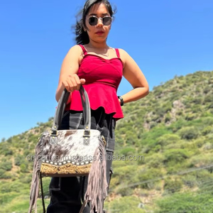 Sac fourre-tout à franges en cuir de vachette sculpté à la main en cuir de vachette de style sac à main élégant sacs en cuir pour femmes multi-usages - Product Image 2