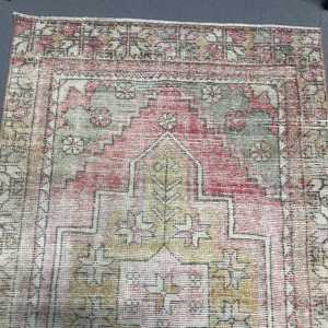 Tapis de 3,5 x 8,3 pieds, tapis turc vintage, tapis patchwork rouge - Product Image 2