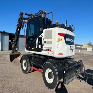 Excavatrices sur roues Hydromek 150 WR d'occasion, modèle 2023, 34 tonnes, avec godet de terrassement, 4x4, moteur hydraulique, équipement de construction - Product Image 6