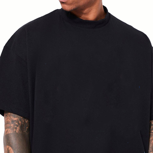 Nouvel arrivage de t-shirts vierges personnalisés au design simple de vêtements pour hommes t-shirts aux couleurs unies à la mode - Product Image 3