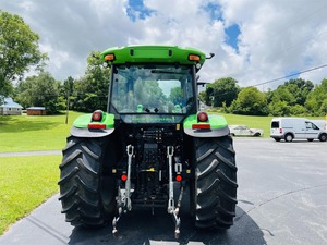 Tracteur agricole Deutz-Fahr 5120G 2022 avec chargeur frontal, pneus à grande traction, cabine fermée, tracteur utilitaire agricole pour - Product Image 3