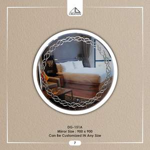 Miroir de salle de bain design avec réflexion claire pour les espaces intérieurs modernes en provenance d'Inde - Product Image 1