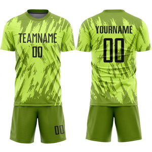 Uniforme de football personnalisé par sublimation, unisexe, adulte, manches courtes, prix bas, 100% polyester, antibactérien, séchage rapide, extensible - Product Image 1