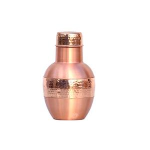 Carafe à eau en cuivre de créateur la plus vendue Style unique avec couvercle en matériau étanche avancé pour bouteille d'eau en cuivre - Product Image 4