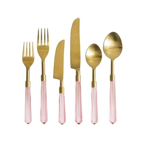 Cubiertos con mango de resina Rosa Pastel con estilo, cubiertos Premium con cabeza acabada en oro, ideales para fiestas de comedor en casa y uso diario - Product Image 1
