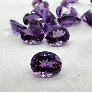 Pierre précieuse naturelle améthyste ovale facettée 8x10mm de haute qualité pour la fabrication de bijoux - Product Image 1