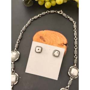 Conjunto de Joyería Fina Jon McCray, Collar Hecho a Mano con Búfalo Blanco y Plata de Ley - Product Image 5