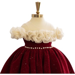 Robe de princesse en velours d'hiver de haute qualité pour bébés filles OEM ODM fabriqué au Vietnam depuis 12 ans à volants conception d'épaule à demi-manches - Product Image 1