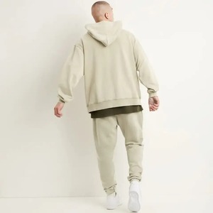 Conjunto de Sudadera con Capucha y Pantalones Deportivos para Hombre, con Logotipo Personalizado de Alta Calidad OEM, Bordado, de Secado Rápido y Transpirable - Product Image 4