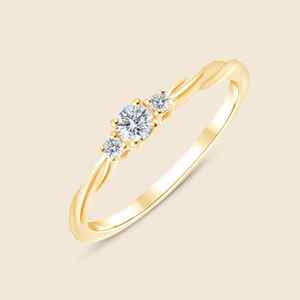 แหวนทองคำแท้ 14K ดีไซน์เกลียวสามเส้น ประดับเพชรทรงกลม 3 เม็ด น้ำหนัก 1.00 กะรัต เกรด F-VS เหมาะสำหรับโอกาสพิเศษและงานเลี้ยง - Product Image 1