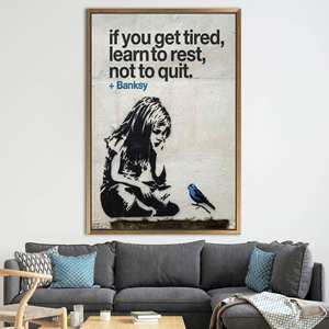 Toile imprimée avec citation inspirante, art de rue Banksy pour décoration moderne, encadrée en or - Product Image 1