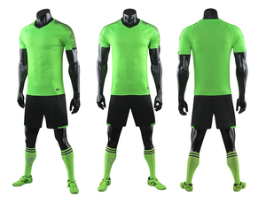 Customized Soccer Wear Jersey Sets for Adults and Kids New Arrival Customized Football Kit for Men's and Children's Team - Product Image 2