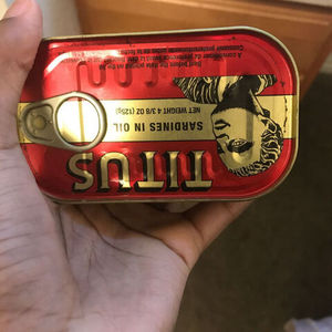 Sardines en conserve TITUS les plus vendues, poisson dans l'huile végétale 125g, de bonne qualité - Product Image 1
