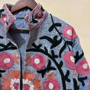 Chaqueta Suzani personalizable más vendida para prendas de vestir exteriores de moda al por menor y al por mayor disponibles a un precio asequible - Product Image 4