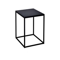 Table basse moderne en métal de forme carrée avec options personnalisables pour salon et chambre à coucher