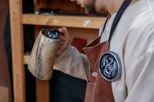 Oddin แก้วมักลายเขาควายแกะสลักสไตล์ไวกิ้งเป็นมิตรกับสิ่งแวดล้อมดีไซน์รูปสัตว์สำหรับเบียร์น้ำราคาถูกส่งออกจากอินเดีย - Product Image 3