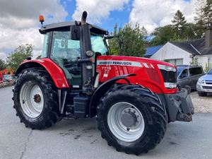 รถแทรกเตอร์ขับเคลื่อนสี่ล้อ Massey Ferguson สำหรับใช้งานในฟาร์ม ระบบเกียร์ขับเคลื่อน พร้อมอุปกรณ์ต่อพ่วงด้านหน้า - Product Image 6