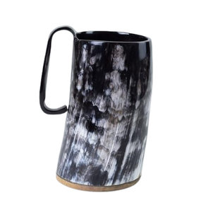 Mug en corne naturelle artisanal, poli, en corne de bœuf naturelle, pour boisson, style médiéval nordique et rustique, disponible au meilleur prix - Product Image 4