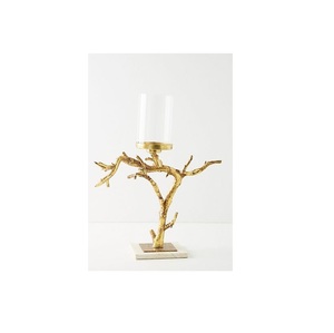 เชิงเทียนโลหะสีทองพร้อมการตกแต่งหรูหราสำหรับงานแต่งงาน ตกแต่งบ้าน จัดโต๊ะ และสร้างบรรยากาศยามค่ำคืนที่มีความศักดิ์สิทธิ์ - Product Image 1