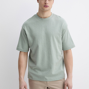 Dernière vente de t-shirts à manches courtes avec logo personnalisé streetwear t-shirt uni surdimensionné vierge de qualité supérieure t-shirts en polyester pour hommes - Product Image 4