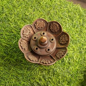 Brûleur purifiant en laiton Dhuna Loban Brûleur Dhoop Dhuni Brûleur d'encens Sambrani Dhoop pour Loban - Product Image 4