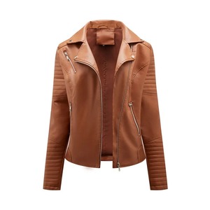 Veste en cuir à capuche Slim Fit pour femmes avec chapeau à fermeture éclair détachable à manches longues en peluche col montant veste de moto d'hiver - Product Image 3