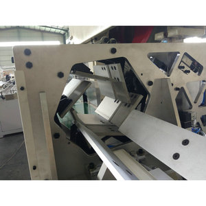 Machine de découpe automatique à la scie à ruban pour rouleaux de papier toilette Jumbo/Maxi <span class=keywords><strong>JRT</strong></span> 380V 50Hz 30-40 coupes/minute Xinyun Industrial Machinery - Product Image 6