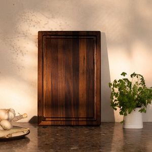 เขียงไม้หรูหราที่สร้างขึ้นอย่างเป็นธรรมชาติเพื่อเพิ่มฟังก์ชันการทำงานและเสน่ห์ให้กับทุกประสบการณ์การทำอาหาร - Product Image 3