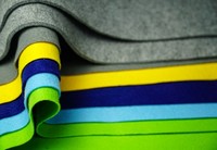 Tissu en feutre 100% polyester, style croisé/uni, 100 g/m², respirant, séchage rapide, imperméable, pour voitures, canapés, sacs et jouets, fabriqué au Vietnam