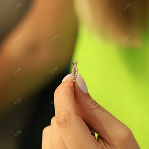 Anillo de compromiso de moissanita de moda para mujer con certificación GRA - Product Image 5