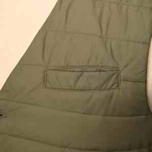 Chaleco acolchado sin mangas de talla grande con logotipo personalizado para hombre, chaleco de seguridad con calefacción, tejido de uso en invierno, chalecos forestales personalizados al por mayor - Product Image 4