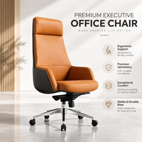 Chaise de bureau de direction moderne à dossier haut en cuir beige, pivotante avec base chromée et roulettes