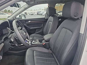 Audi Q5 quattro S line Prem Plus 45 TFSI 2023 en parfait état - Product Image 6