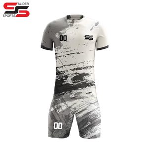 Uniformes de fútbol al por mayor, camisetas de fútbol, ropa deportiva, trajes personalizados 100% poliéster, camisetas de fútbol al por mayor para adultos - Product Image 1