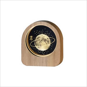 Marcos de fotos de cristal 3D personalizados al por mayor baratos con luces dentro de la lámpara de mesa de madera para la decoración del hogar - Product Image 1