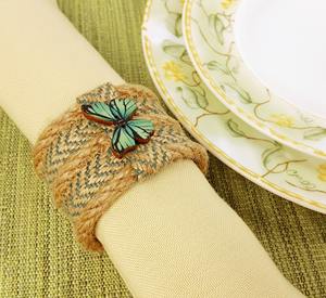 Anillo de Servilleta de Ratán con Hermosa Mariposa Verde para un Estilo Moderno en Cafeterías y Presentación Elegante en Mesas de Restaurantes, desde India - Product Image 6