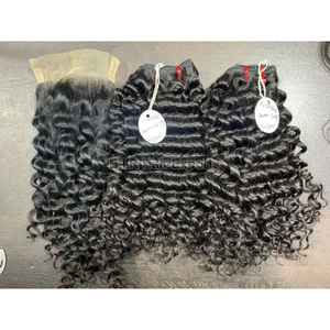 Extensiones de cabello humano sin procesar de origen indio Remy rizado - Product Image 1