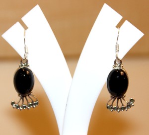 Boucles d'oreilles ethniques en argent sterling 925 bijoux à la mode fabriqués à la main au Népal avec des pierres d'obsidienne en cristal de guérison idée cadeau - Product Image 6
