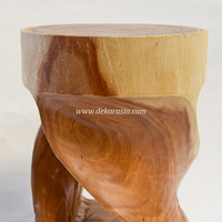 Tabouret en bois de suar artisanal de qualité supérieure, avec une forme unique, pour le salon, meubles en bois