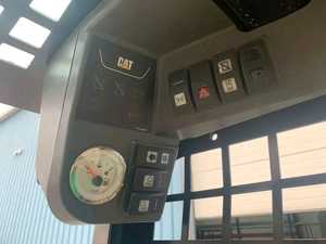 รถตักล้อยาง CAT 216B3 มือสองสำหรับขาย - Product Image 5