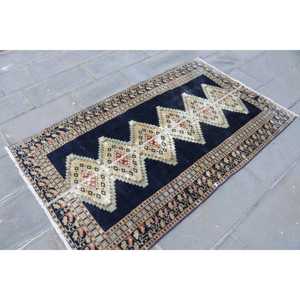 Alfombra Vintage de 3.5x5.7 pies, Alfombra Turca, Alfombra Azul a Rayas de Lana - Product Image 3