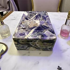 Organisateur de boîte à bijoux en marbre de luxe Cadeaux pour femmes Stockage de bijoux personnalisé Couvercle en marbre et pierre précieuse d'améthyste - Product Image 1