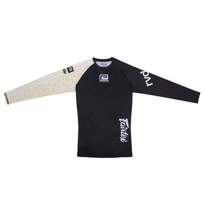 เสื้อกีฬาแขนกุดคุณภาพสูง คอวี ผ้าสเตรช สำหรับผู้ชาย MMA Rash Guard ป้องกันแบคทีเรีย ป้องกันรังสียูวี ระบายอากาศได้ดี - Product Image 1